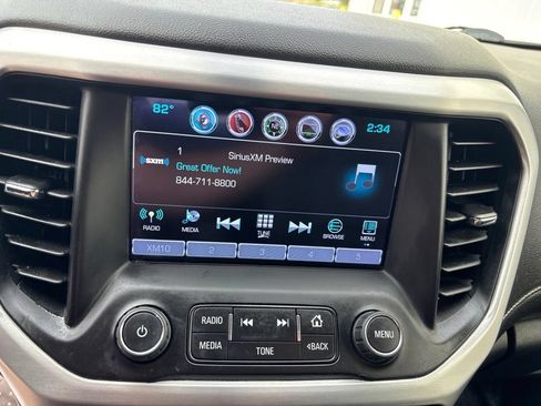Used 2019 GMC Acadia SLT AWD/4WD image 18