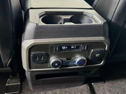 Used 2018 Ford Expedition Max XLT w/ Equipment Group 202A image 28