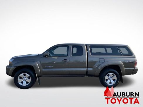 Used 2009 Toyota Tacoma PreRunner RWD image 4