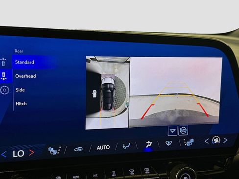 Used 2024 Chevrolet Blazer EV LT image 23