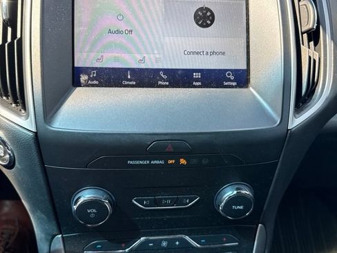 Used 2019 Ford Edge SEL w/ Equipment Group 201A FWD image 10