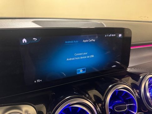 Used 2022 Mercedes-Benz GLB 250 image 14