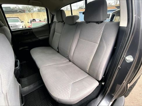 Used 2020 Toyota Tacoma SR w/ SR Convenience Package image 20