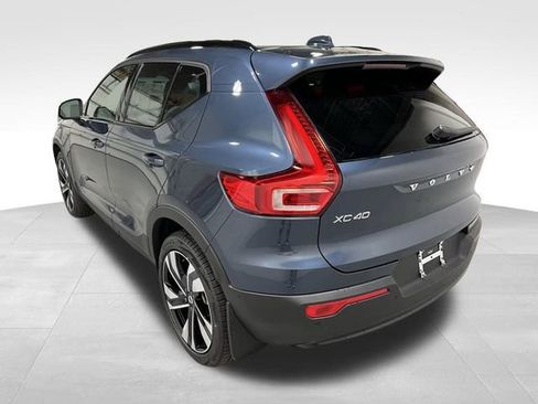 Used 2026 Volvo XC40 B5 Ultra w/ Protection Package Premier image 7