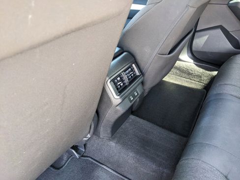 Used 2025 Honda Accord LX image 19