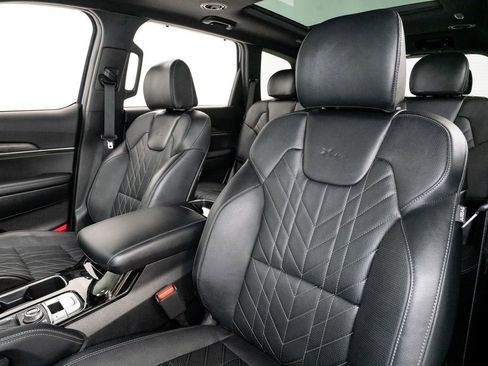 Used 2024 Kia Telluride SX X-Line image 11