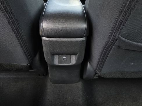 Used 2023 Nissan Versa SV FWD image 18