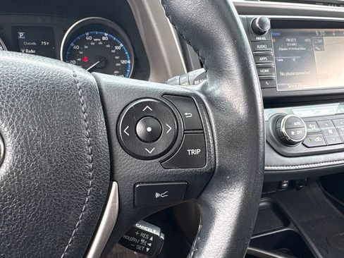 Used 2018 Toyota RAV4 Adventure AWD/4WD image 22