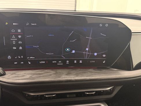 Used 2025 Audi Q5 Premium w/ Convenience Package image 22