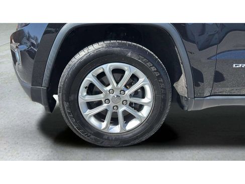 Used 2015 Jeep Grand Cherokee Laredo w/ Quick Order Package 23E image 20