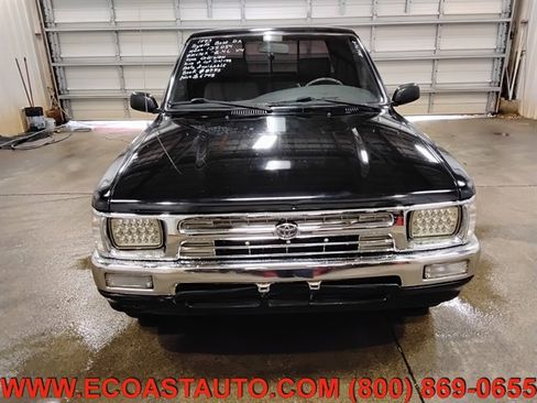 Used 1993 Toyota Pickup Deluxe image 7