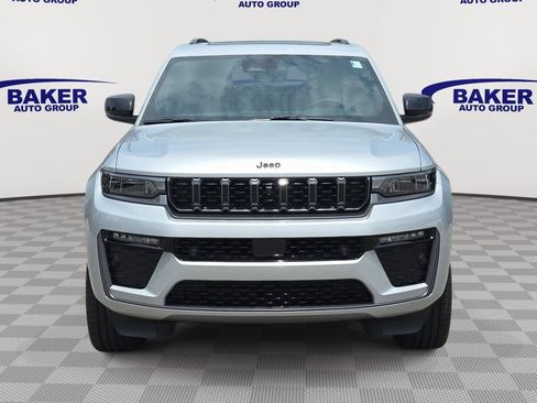 New 2026 Jeep Grand Cherokee L Limited AWD/4WD image 8