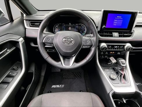 Used 2024 Toyota RAV4 SE w/ Weather & Moonroof Package AWD/4WD image 6