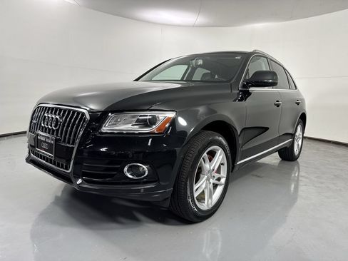 Used 2017 Audi Q5 2.0T Premium Plus w/ Technology Package AWD/4WD image 23
