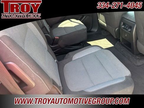 Used 2019 Chevrolet Traverse LT FWD image 21