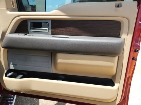 Used 2013 Ford F150 Lariat w/ Luxury Equipment Group RWD image 15