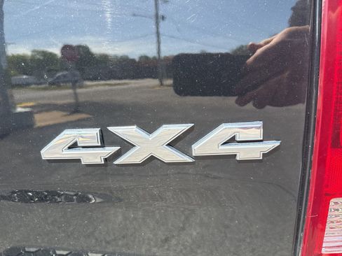 Used 2024 RAM 1500 Tradesman AWD/4WD image 11