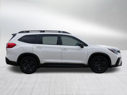 Used 2023 Subaru Ascent Onyx Edition Limited AWD/4WD image 8
