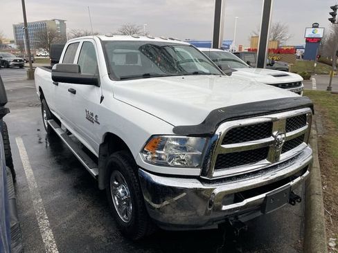 Used 2018 RAM 3500 Tradesman w/ Chrome Appearance Group image 12