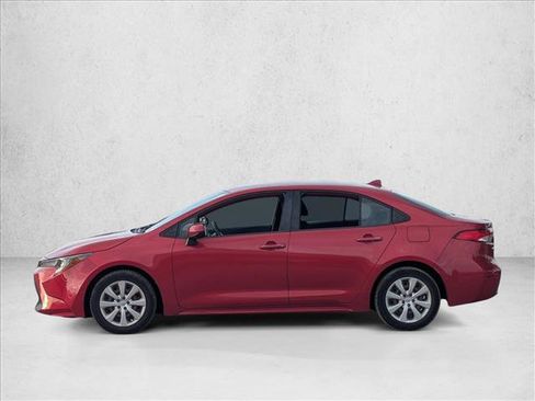 Used 2020 Toyota Corolla LE FWD image 4