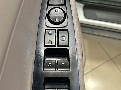 Used 2021 Hyundai Tucson SEL FWD image 22