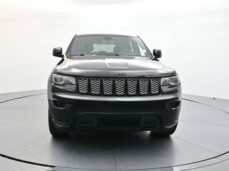 Used 2020 Jeep Grand Cherokee Altitude video 2
