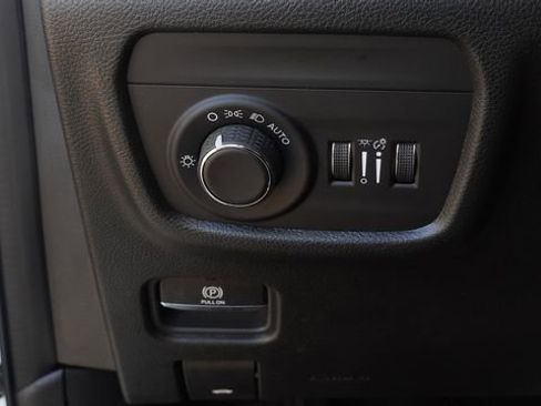 New 2026 Jeep Grand Cherokee L Laredo AWD/4WD image 22