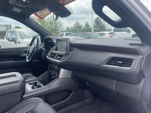 Used 2023 Chevrolet Suburban Premier RWD image 31