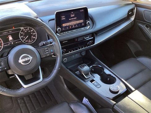 Used 2023 Nissan Rogue SV w/ SV Premium Package image 27