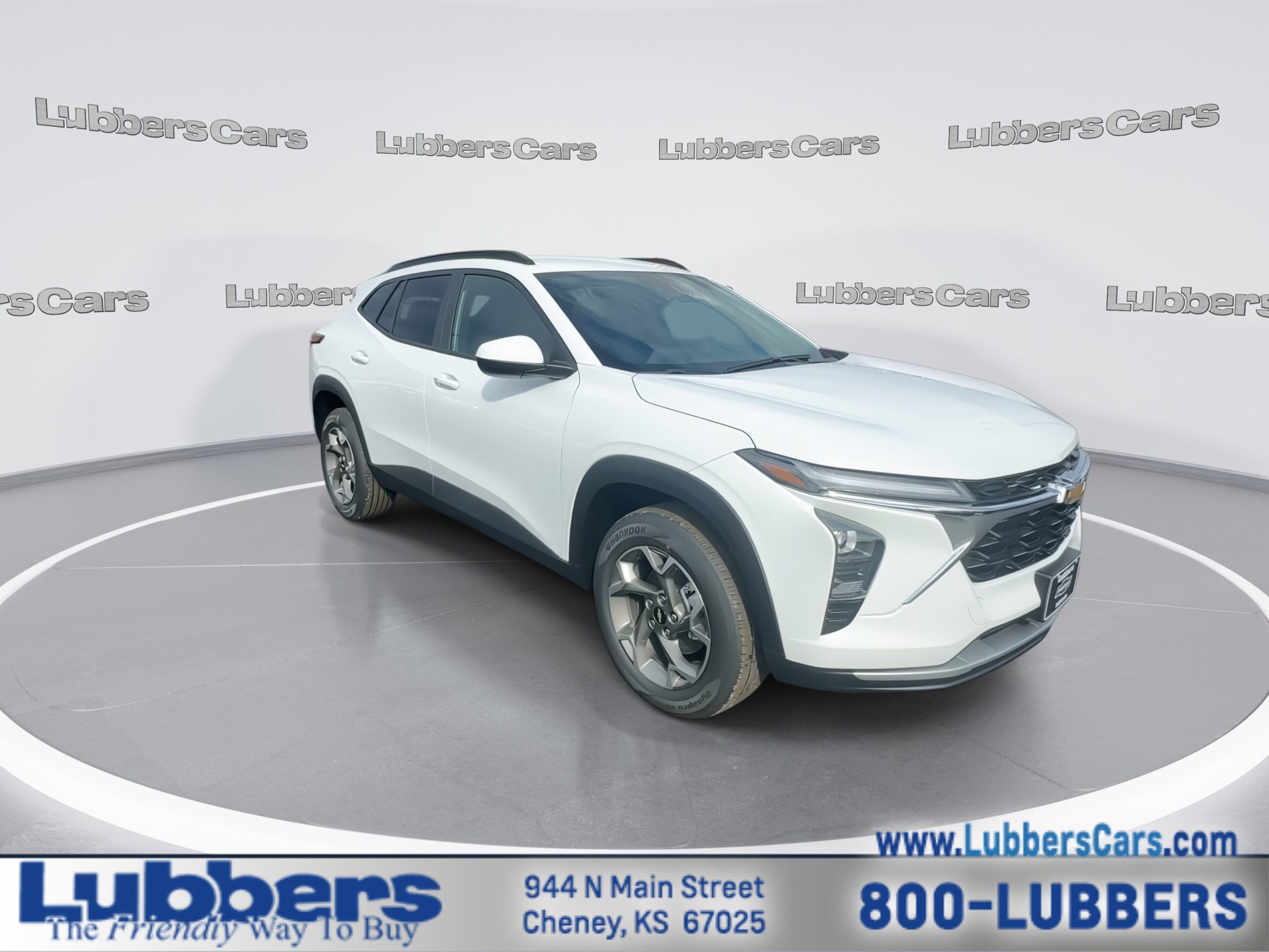 New 2026 Chevrolet Trax LT w/ Driver Confidence Package FWD image 2