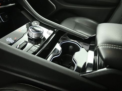 Used 2022 Jeep Grand Cherokee Limited 4xe image 15