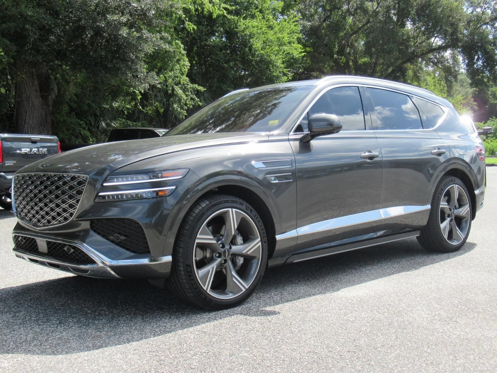 Used 2025 Genesis GV80 2.5T Prestige AWD/4WD image 3