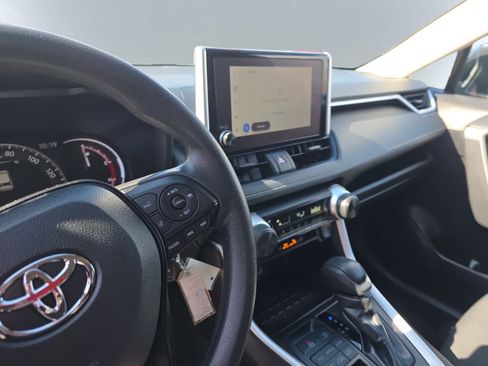 Used 2024 Toyota RAV4 LE AWD/4WD image 14