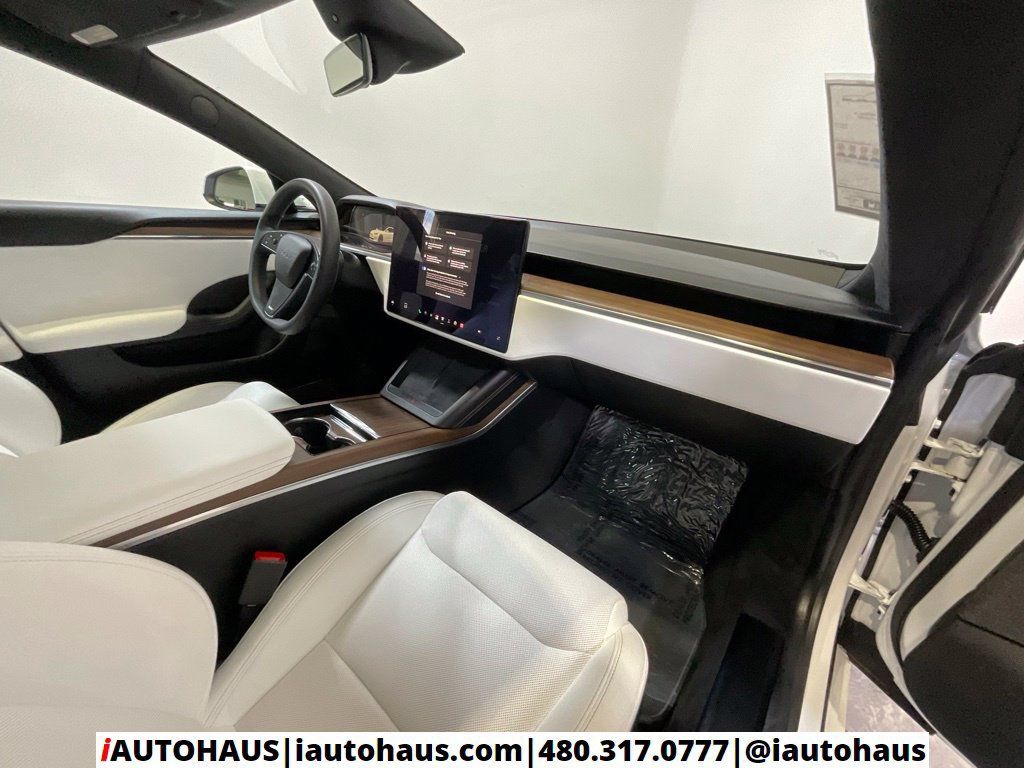 Used 2023 Tesla Model S Standard Range AWD/4WD image 25