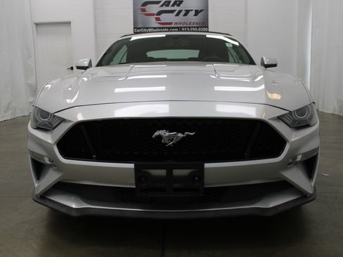 Used 2019 Ford Mustang GT Premium RWD image 3