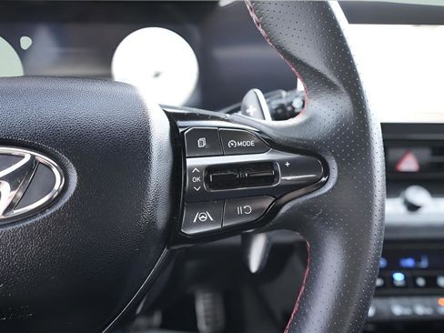 Certified 2023 Hyundai Elantra N Line image 29