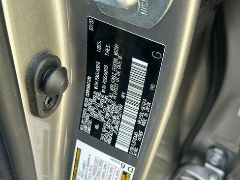 Used 2023 Lexus GX 460 Premium w/ Premium Package AWD/4WD image 35