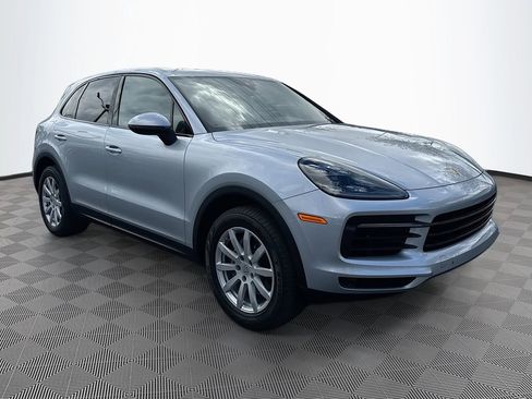 Used 2019 Porsche Cayenne Base image 4