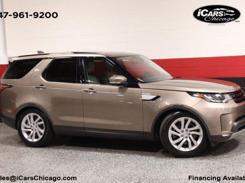 Used 2017 Land Rover Discovery HSE AWD/4WD image 1