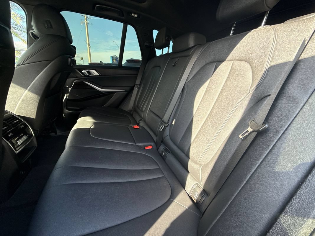 Used 2020 BMW X5 xDrive40i w/ Convenience Package AWD/4WD image 13
