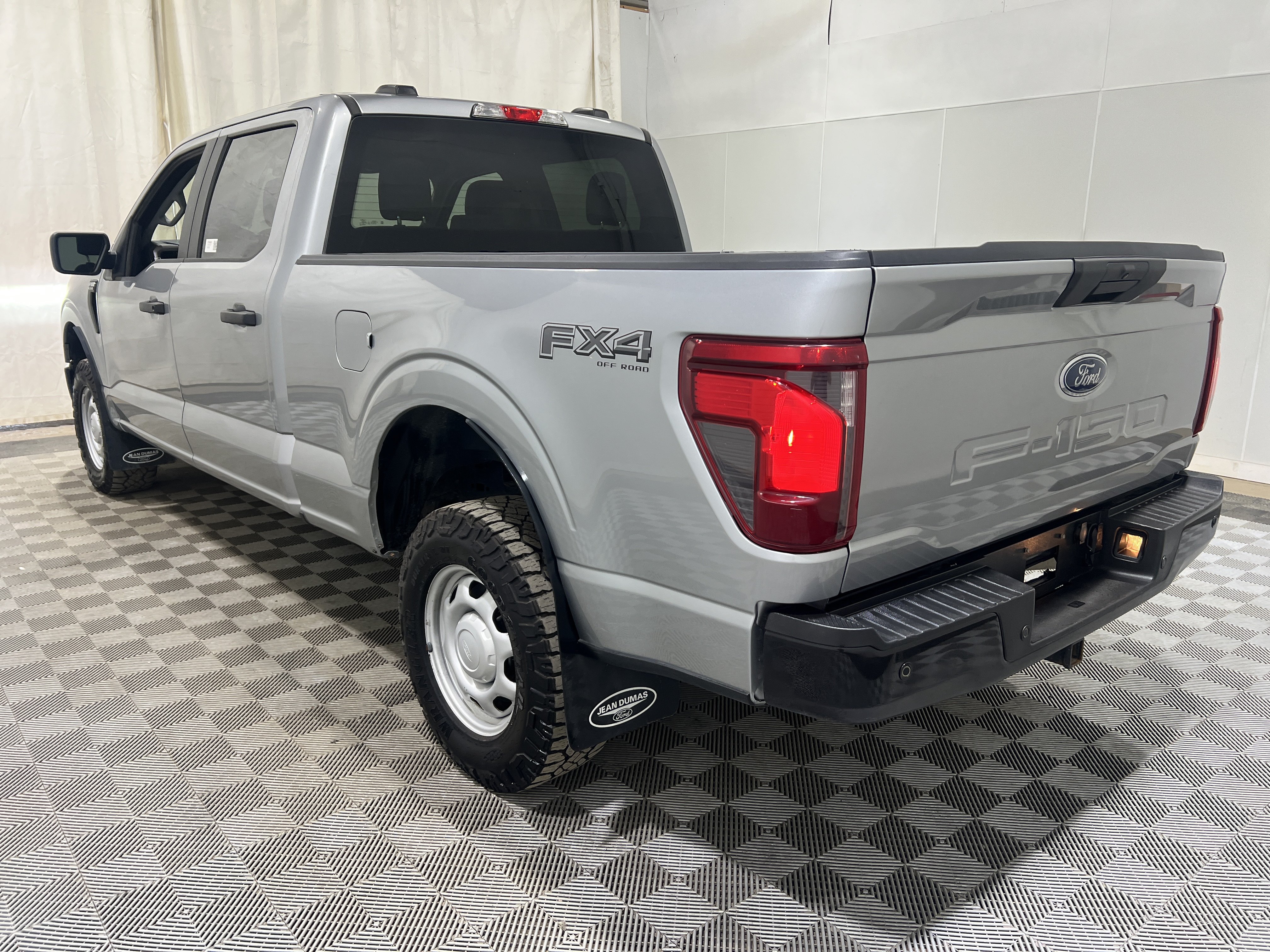 Used 2024 Ford F150 XL w/ FX4 Off-Road Package AWD/4WD image 2
