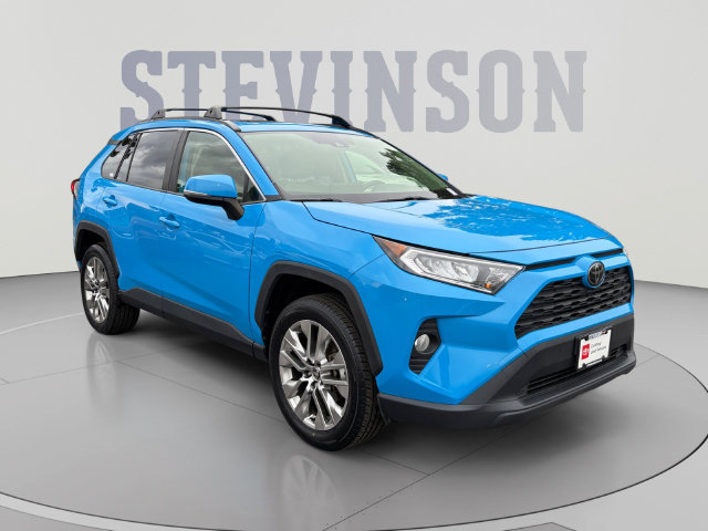 Used 2020 Toyota RAV4 XLE Premium AWD/4WD image 7
