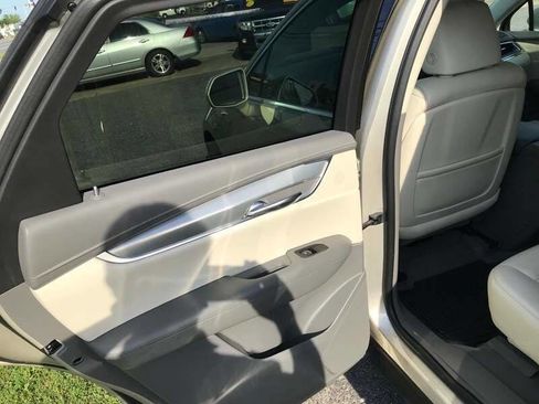 Used 2017 Cadillac XT5 Premium Luxury w/ Driver Assist Package image 17