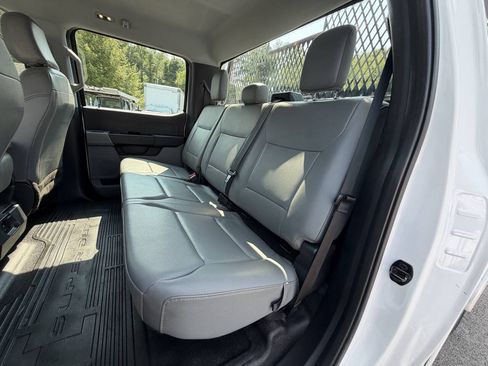 Used 2023 Ford F250 XL w/ Snow Plow Prep Package AWD/4WD image 38