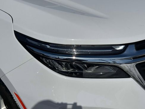 Used 2023 Chevrolet Equinox LT image 8