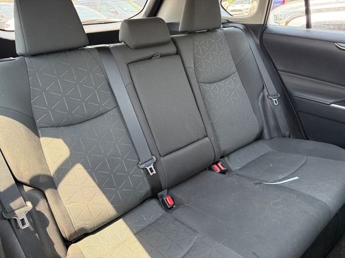 Used 2023 Toyota RAV4 XLE AWD/4WD image 18