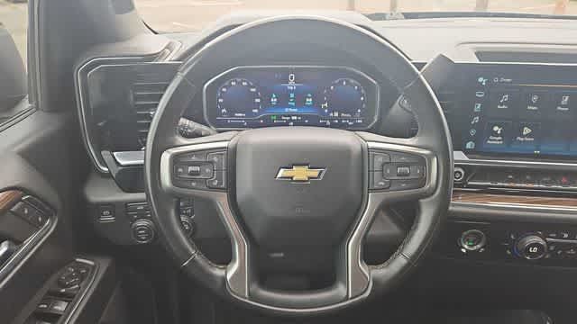 Used 2023 Chevrolet Silverado 1500 LT w/ Protection Package AWD/4WD image 11
