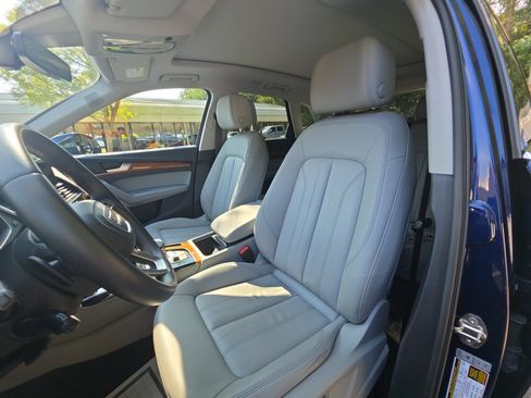 Used 2021 Audi Q5 2.0T Premium Plus AWD/4WD image 5