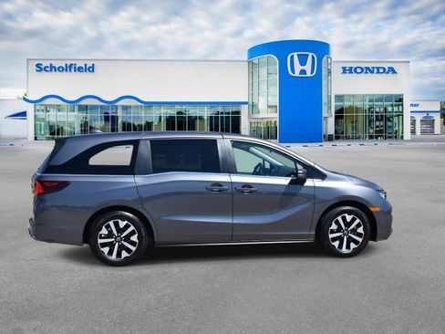 Used 2025 Honda Odyssey EX-L image 2