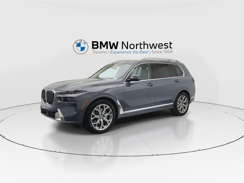 New 2026 BMW X7 xDrive40i w/ Premium Package image 9